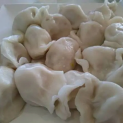 Steamed Beijing Pork and Cabbage Dumplings (15 Pcs)